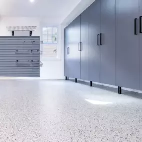 Popped in at a client's place after they reached out with concerns about their old, worn-out garage floor. Gave it a much-needed boost with the magic of epoxy flooring! Our top-notch service transformed what was once an eyesore into a glossy, attractive floor that looks fantastic