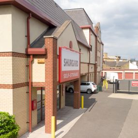 Bild von Shurgard Self Storage Putney