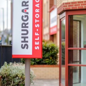 Bild von Shurgard Self Storage Putney