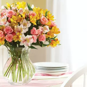 You can't go wrong with any of the Anniversary flower arrangements you'll find at Chantilly Flowers in Chantilly!