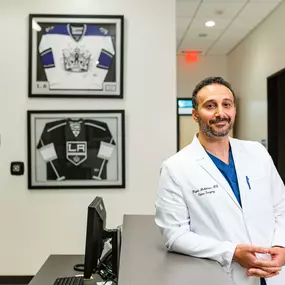 Dr. Rojeh Melikian, M.D., is an award-winning orthopedic surgeon in California, practicing minimally invasive and non-invasive spine surgery. If you're suffering from a herniated disc, degenerative spine disease, or any other spinal health concerns, contact us today at (424) 301-8335.