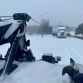 Break down? Call now for a towing service!