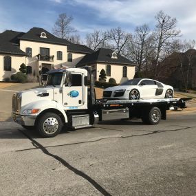 Break down? Call now for a towing service!