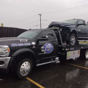 Break down? Call now for a towing service!