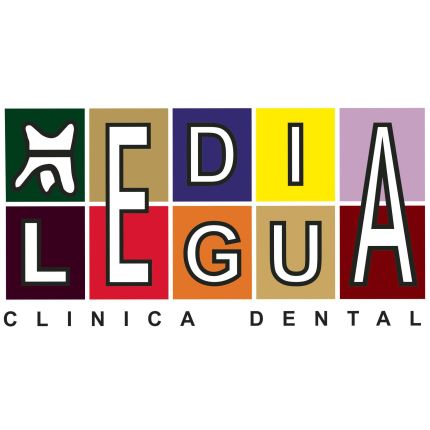 Logótipo de Clinica Dental Media Legua