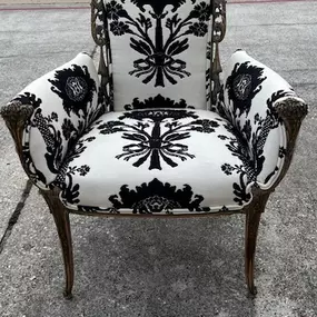 Bild von The Woodlands Upholstery