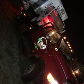 Looking for a trustworthy towing company? Call us!