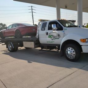 Looking for a trustworthy towing company? Call us!