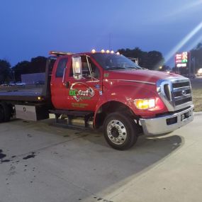 Looking for a trustworthy towing company? Call us!