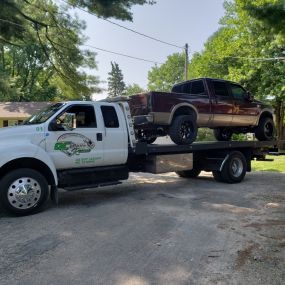 Looking for a trustworthy towing company? Call us!