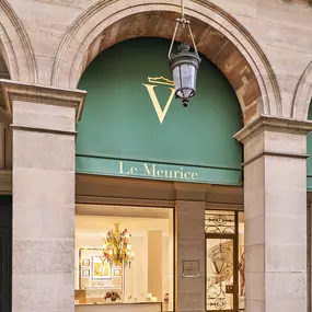 Le Meurice, Maison Valmont, La Boutique, Paris.