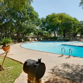 Swimming Pool  at Le Montreaux Apartments