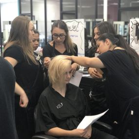 Bild von Academy For Salon Professionals