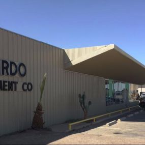 Store entrance of RDO Equipment Co. in Wellton, AZ