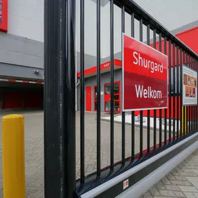 Bild von Shurgard Self Storage Rotterdam Stadionweg