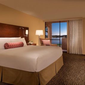 The McCormick Scottsdale - Deluxe Lakeside Room