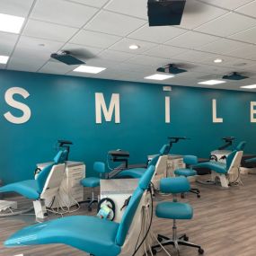 Your WOW! orthodontic experience will be fun, comfortable, easy, and rewarding because we focus on excellent customer service and educating you along your journey.