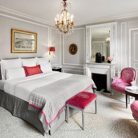 Hôtel Plaza Athénée, Paris