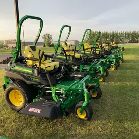 John Deere Zero-Turn mowers at RDO Equipment Co. in Moorhead, MN