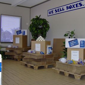 Conveniently offering a wide selection of boxes and packing supplies.