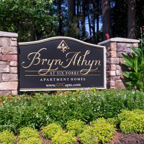 Bild von Bryn Athyn at Six Forks Apartments