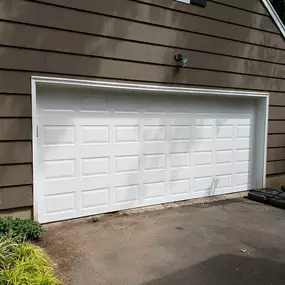 Basic, neat and clean, but also durable with a 24 gauge exterior skin. Amarr's heritage collection expertly installed by Neal from the door works 201 463 3623