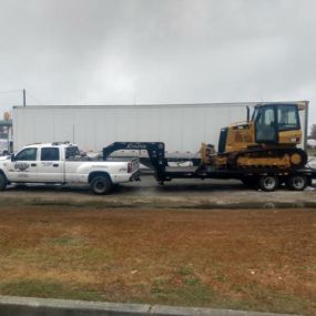 Davis Service and Towing Center | Knoxville, TN | (865) 247-6870 | 24 Hour Towing Service | Light Duty Towing | Medium Duty Towing | Flatbed Towing | Wrecker Towing | Box Truck Towing | Dually Towing | Motorcycle Towing | Auto Transports | Classic Car Towing | Luxury Car Towing | Sports Car Towing | Exotic Car Towing | Long Distance Towing | Tipsy Towing | Junk Car Removal | Winching & Extraction | Accident Recovery | Accident Cleanup | Equipment Transportation | Moving Forklifts | Scissor Lifts