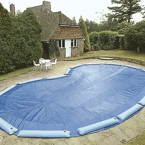 Doplňky a bazénové příslušenství