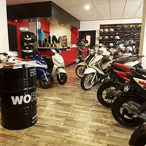 formula-motos-armilla-tienda-y-taller-portada.jpg