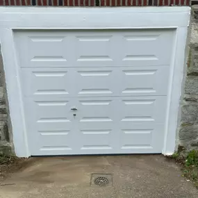 Residential Single-Car Garage Doors