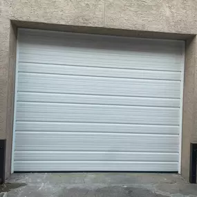 Commercial Single-Car Garage Doors