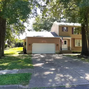 Residential Single-Car Garage Doors