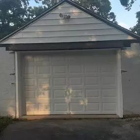 Residential Single-Car Garage Doors