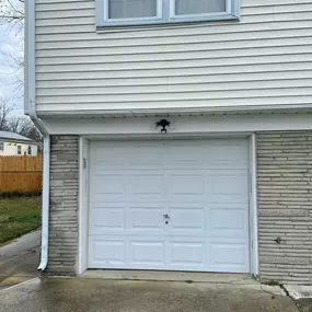 Residential Single-Car Garage Doors