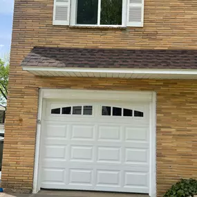 Residential Single-Car Garage Doors