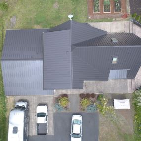 Easy lock standing seam metal roof