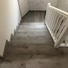 parquet-escaleras-colocacionymontajeseduardo.jpg
