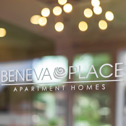 Logo od Beneva Place Apartments