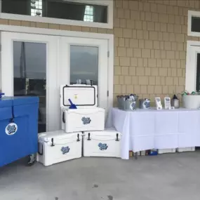 Easy Ice is the start to an ice revolution. We are an ice delivery service that eliminates the use of plastic bags from our packaging and provides OBX home owners, vacationers and businesses with a steady supply of ice. Say “so long!” to the hassle of searching for bags of ice to fill your beach cooler.