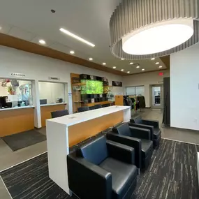 Russ Darrow Chrysler Dodge Jeep RAM of Milwaukee customer lounge.