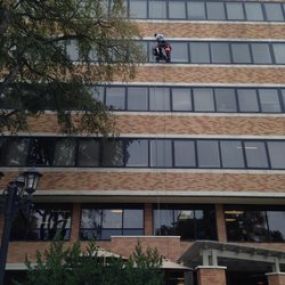 Professional, full-service commercial glass services for Large Commercial and High Rise Buildings.