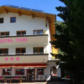 Hotel Toni - Familie Walter KG in 6563 Galtür