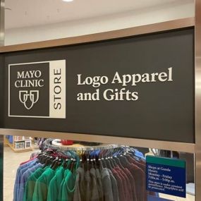 Bild von Mayo Clinic Store - Logo Apparel and Gifts