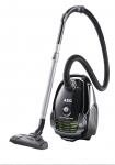 AEG APF 6140 PowerForce Öko Staubsauger, 700 Watt in Ebony Black/Recycled